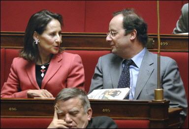 Pourquoi elle?